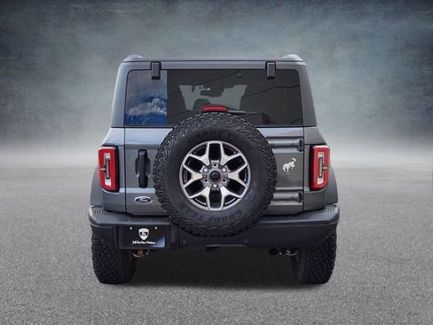 New 2025 Ford Bronco Badlands image 6