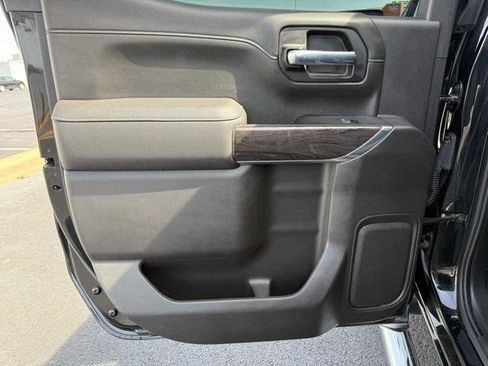 Used 2022 Chevrolet Silverado 1500 LTZ w/ LTZ Premium Package image 29