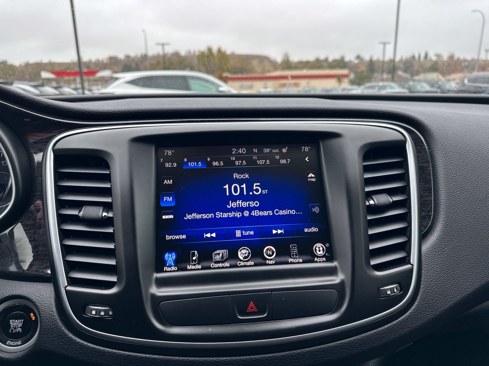 Used 2015 Chrysler 200 C w/ Navigation & Sound Group I AWD/4WD image 40