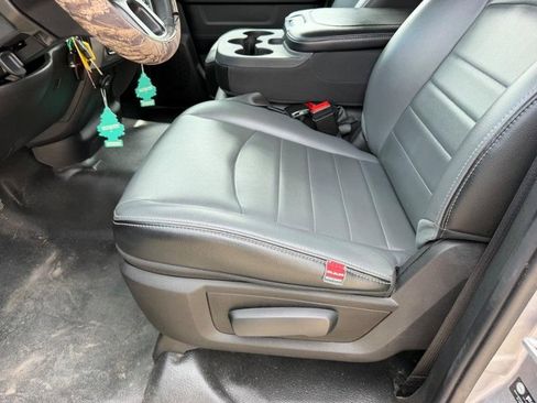 Used 2022 RAM 1500 Tradesman AWD/4WD image 18