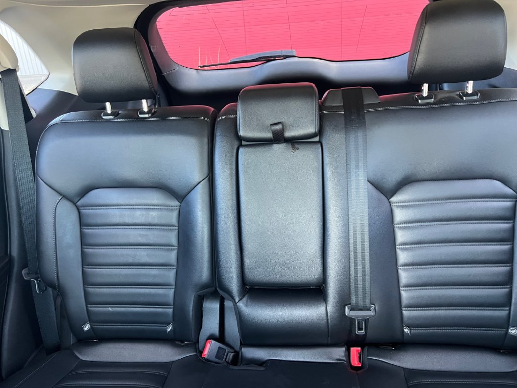 Used 2024 Ford Edge SEL AWD/4WD image 26