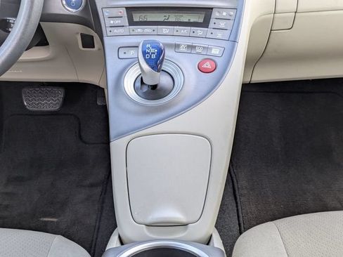 Used 2012 Toyota Prius Two FWD image 17