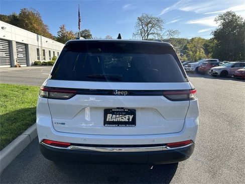 Used 2023 Jeep Grand Cherokee 4WD 4xe w/ Luxury Tech Group II image 26