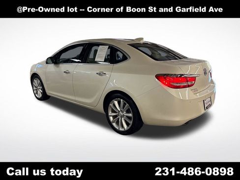 Used 2016 Buick Verano Leather w/ Driver Confidence Package FWD image 3