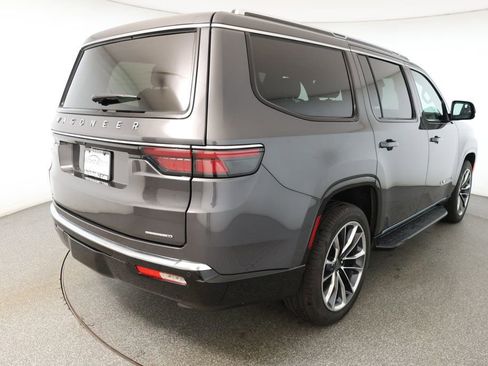 Used 2023 Jeep Wagoneer Series II w/ Premium Group I image 4