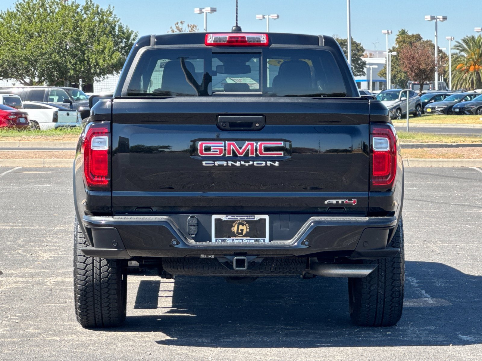 Used 2025 GMC Canyon AT4 w/ Technology Plus Package AWD/4WD image 5