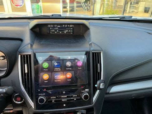 Used 2019 Subaru Forester Limited AWD/4WD image 12