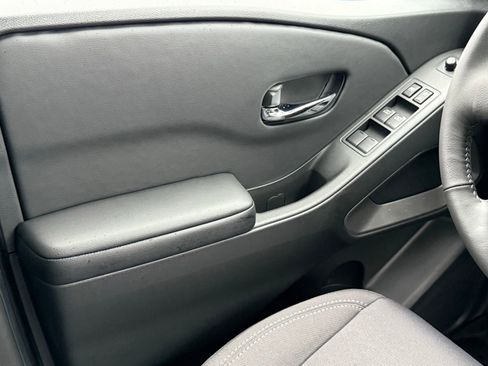 New 2026 Nissan Frontier SV AWD/4WD image 29