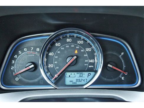 Used 2015 Toyota RAV4 Limited image 15