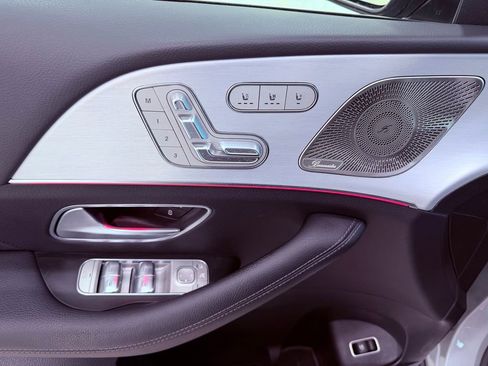 Used 2024 Mercedes-Benz GLE 350 4MATIC w/ Winter Package image 20