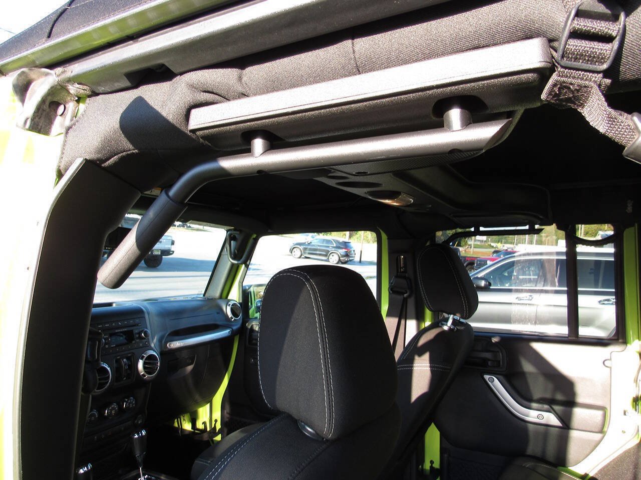 Used 2016 Jeep Wrangler Unlimited Sahara w/ Max Tow Package AWD/4WD image 36