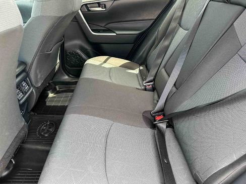 Used 2024 Toyota RAV4 XLE w/ Convenience Package FWD image 19