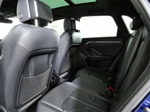 Used 2023 Audi Q3 2.0T Premium Plus w/ Premium Plus Package image 14
