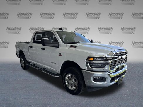 Used 2025 RAM 2500 Big Horn AWD/4WD image 2
