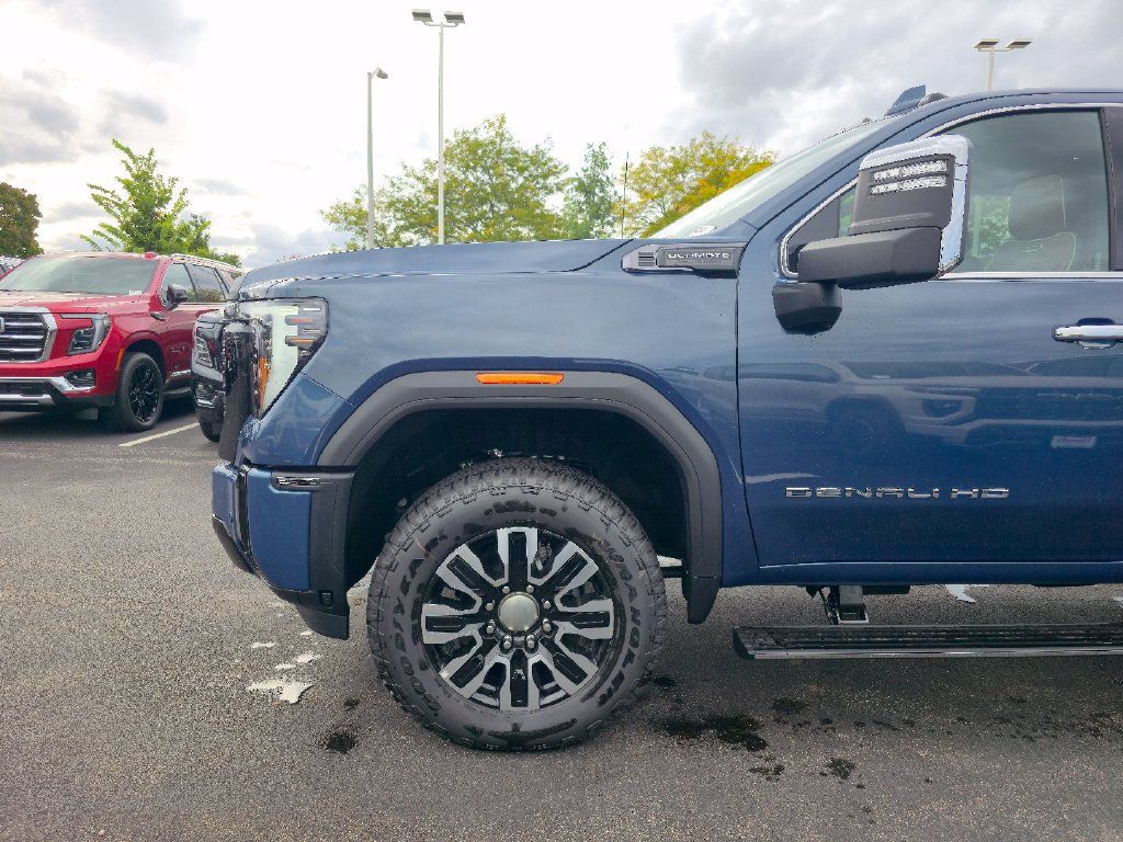 New 2026 GMC Sierra 2500 Denali Ultimate AWD/4WD image 33