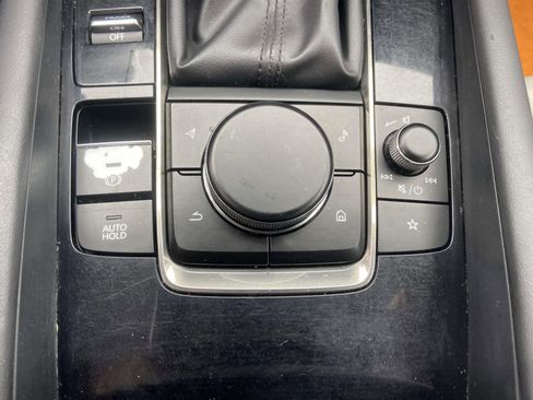 Used 2019 MAZDA MAZDA3 Sedan image 28