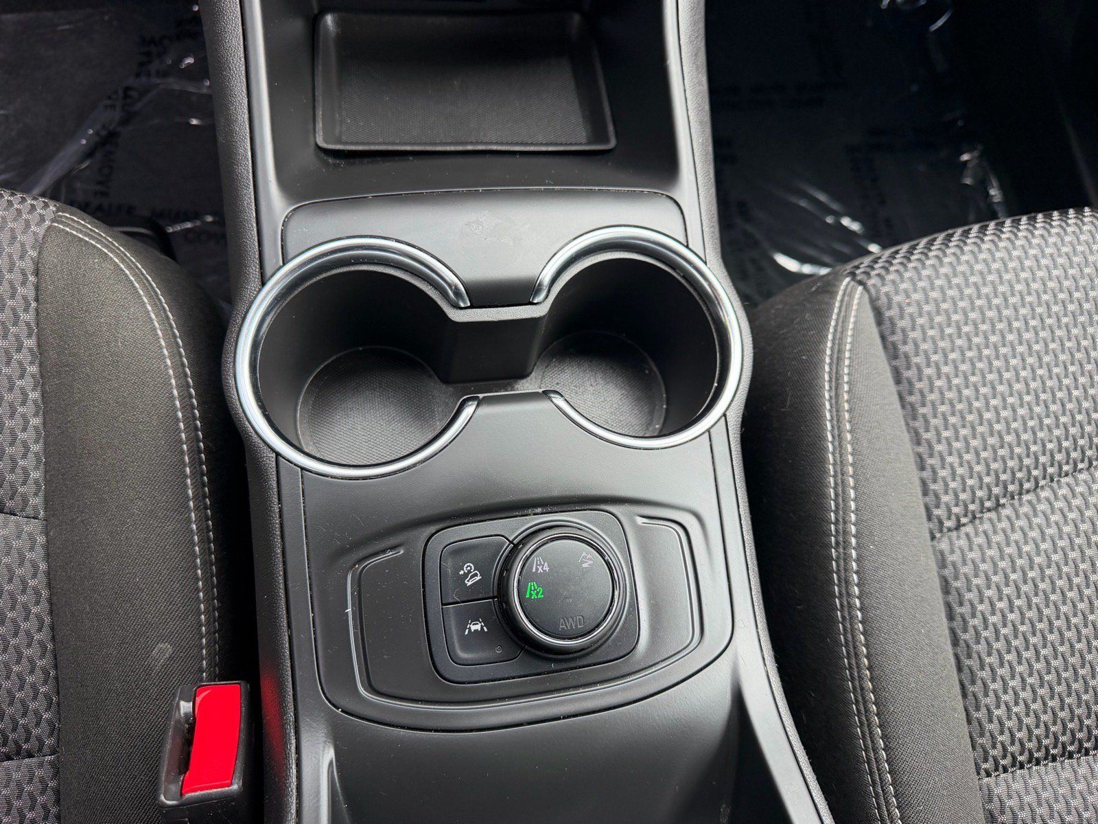 Used 2024 GMC Terrain SLE AWD/4WD image 37