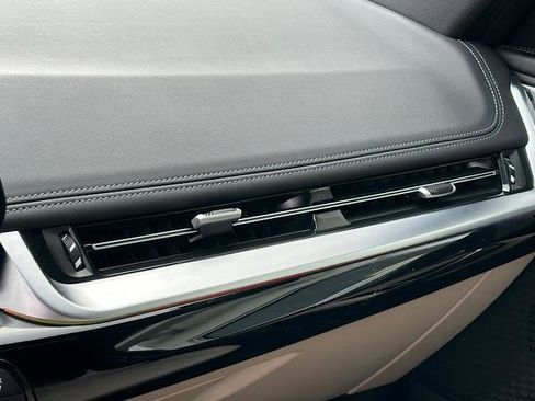 Certified 2025 BMW X1 xDrive28i w/ Premium Package image 29