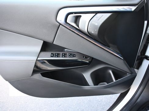 Used 2026 BMW X3 xDrive30 w/ Convenience Package image 15