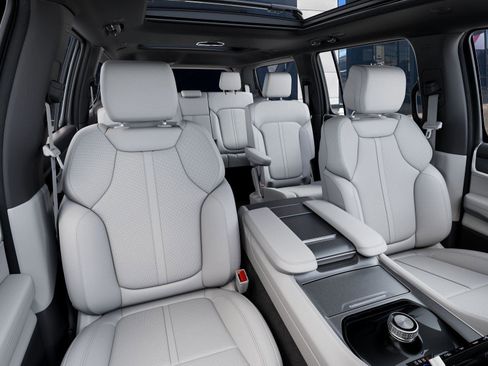 New 2026 Jeep Grand Wagoneer 2WD image 16