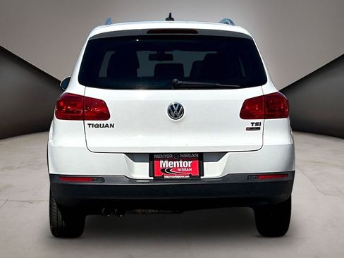 Used 2017 Volkswagen Tiguan Wolfsburg Edition AWD/4WD image 5