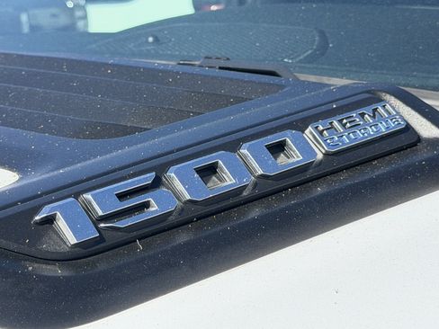 Used 2022 RAM 1500 Laramie w/ Sport Appearance Package AWD/4WD image 12