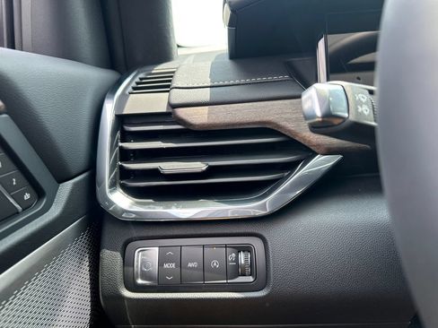 New 2026 GMC Acadia Denali Ultimate AWD/4WD image 19