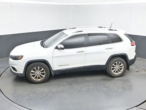 Used 2019 Jeep Cherokee Latitude w/ Popular Appearance Group FWD image 20