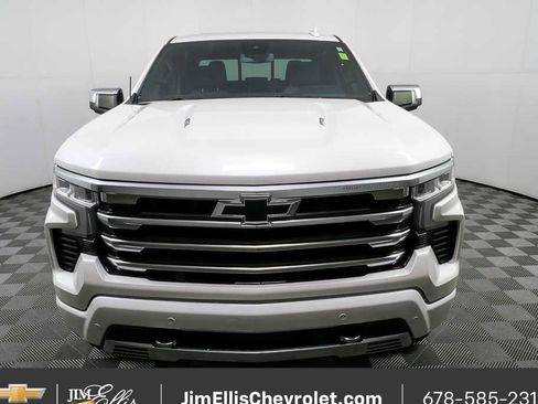 Used 2023 Chevrolet Silverado 1500 High Country w/ High Country Premium Package AWD/4WD image 35