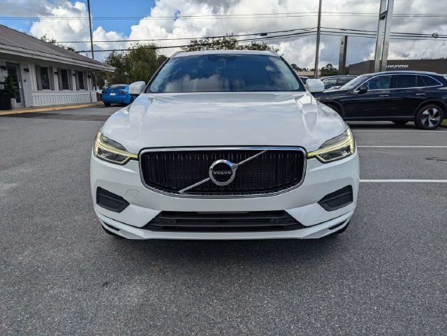 Used 2020 Volvo XC60 T5 Momentum w/ Protection Package Premier FWD image 10