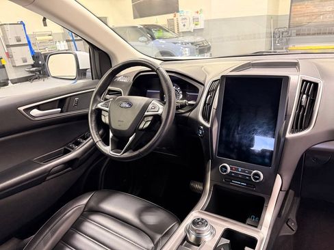 Used 2024 Ford Edge SEL AWD/4WD image 30