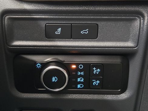 Certified 2024 Ford Expedition Limited image 22