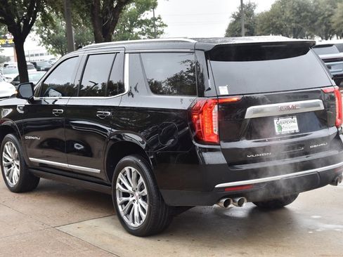 Used 2023 GMC Yukon Denali w/ LPO, Floor Liner Package image 10