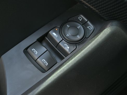 Used 2021 Chevrolet Camaro LT RWD image 23