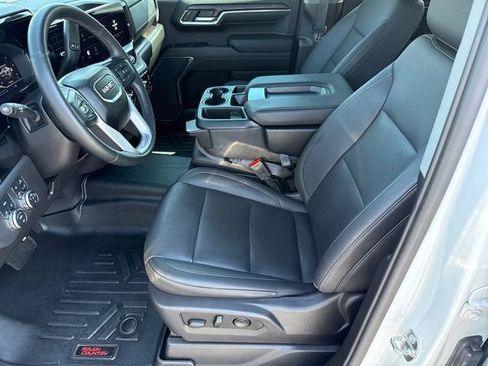 Used 2024 GMC Sierra 1500 SLT AWD/4WD image 10