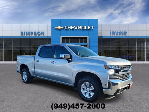 Used 2021 Chevrolet Silverado 1500 LT image 2