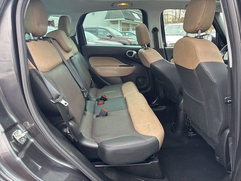 Used 2016 FIAT 500L Lounge image 34