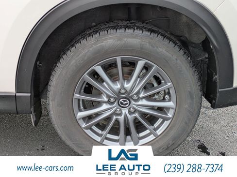 Used 2020 MAZDA CX-5 Touring FWD image 9