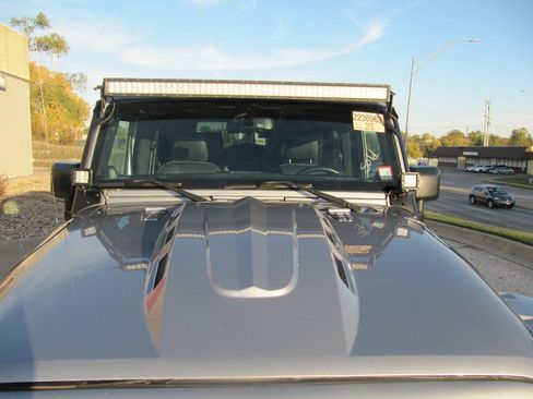 Used 2014 Jeep Wrangler Sport w/ Quick Order Package 24S AWD/4WD image 14