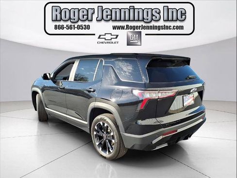 Used 2025 Chevrolet Equinox RS w/ Safety and Technology Package image 3