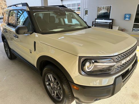 Certified 2025 Ford Bronco Sport Big Bend w/ Convenience Package image 11