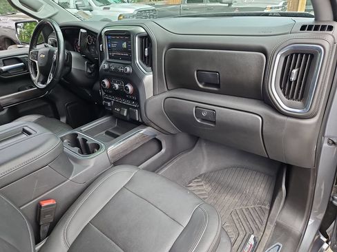 Used 2021 Chevrolet Silverado 1500 LTZ AWD/4WD image 17