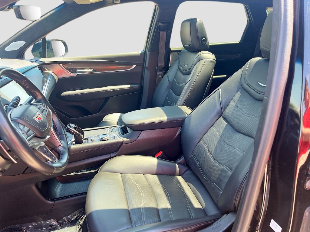 Used 2022 Cadillac XT5 Sportv w/ Platinum Package AWD/4WD image 22