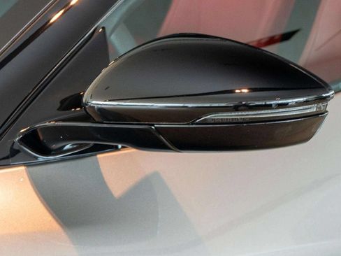 Used 2025 Lotus Emira RWD image 28