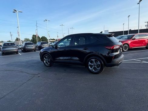 Used 2025 Ford Escape ST-Line FWD image 18