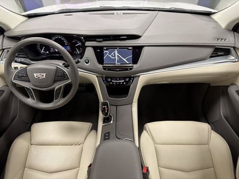 Used 2017 Cadillac XT5 Premium Luxury AWD/4WD image 29