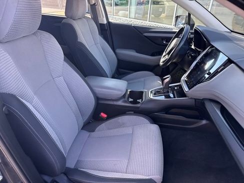 Used 2023 Subaru Outback Premium image 33