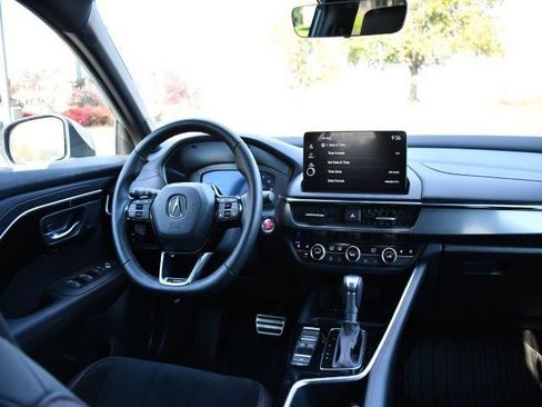 Used 2025 Acura ADX A-Spec image 19