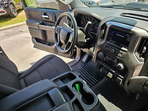 Used 2024 Chevrolet Silverado 1500 Custom Trail Boss AWD/4WD image 21