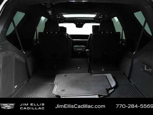 Certified 2026 Cadillac Escalade V w/ LPO, Onyx Lite Package AWD/4WD image 32
